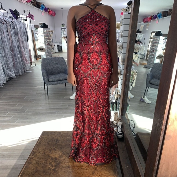 Prom/homecoming gown - Picture 7 of 7